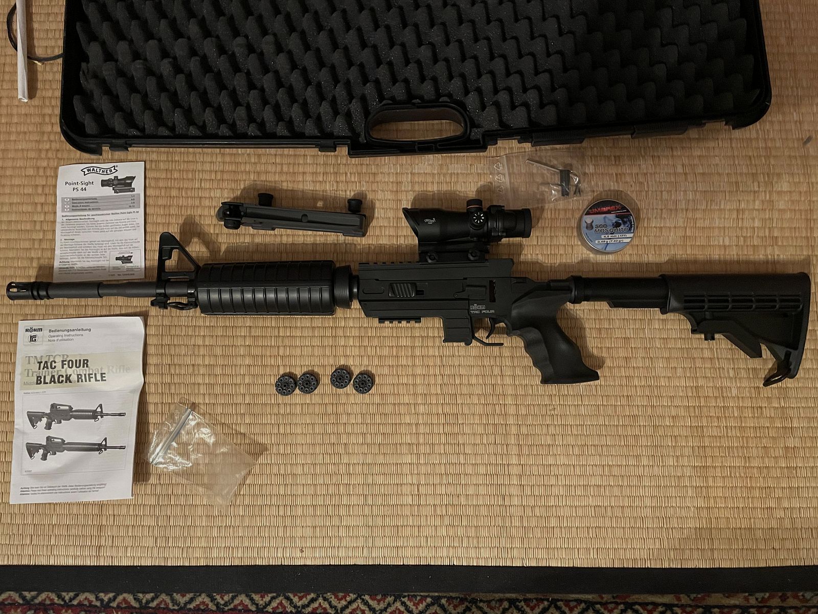 Röhm TacFour Black Rifle Co2 fucile con accessori