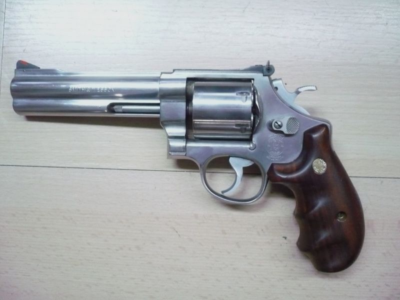 1 Revolver Smith & Wesson Mod. 627 Mod. of 1989, Kal. .357Mag