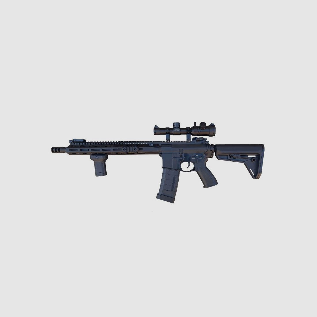 Fusil d'assaut Airsoft Double Bell Baba Yaga JW M4 avec scope Neuf : 300€