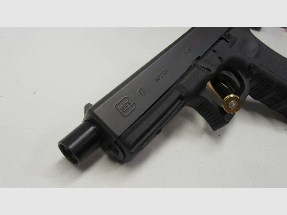 Pistola Glock 17 Gen3, 9mmLuger con canna filettata 5", come nuova 9mmLuger, immagine 2 di 5