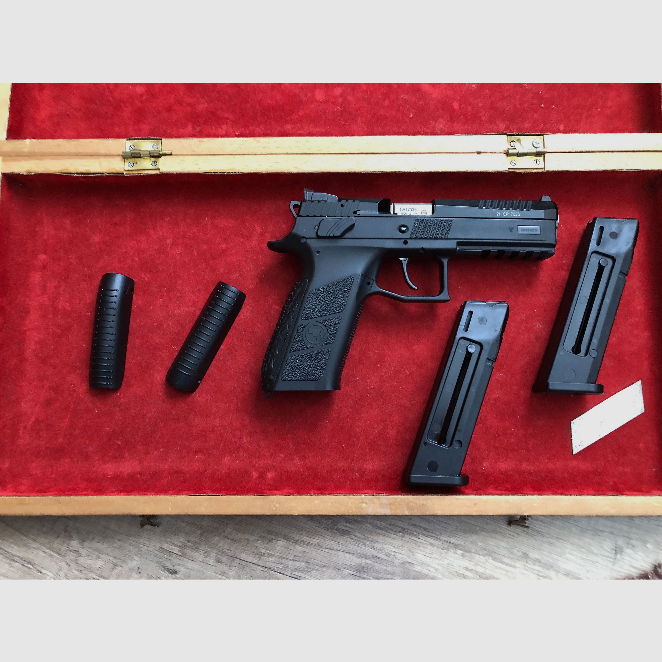 <CZ-P09 Kleinkaliber 22 lfB>