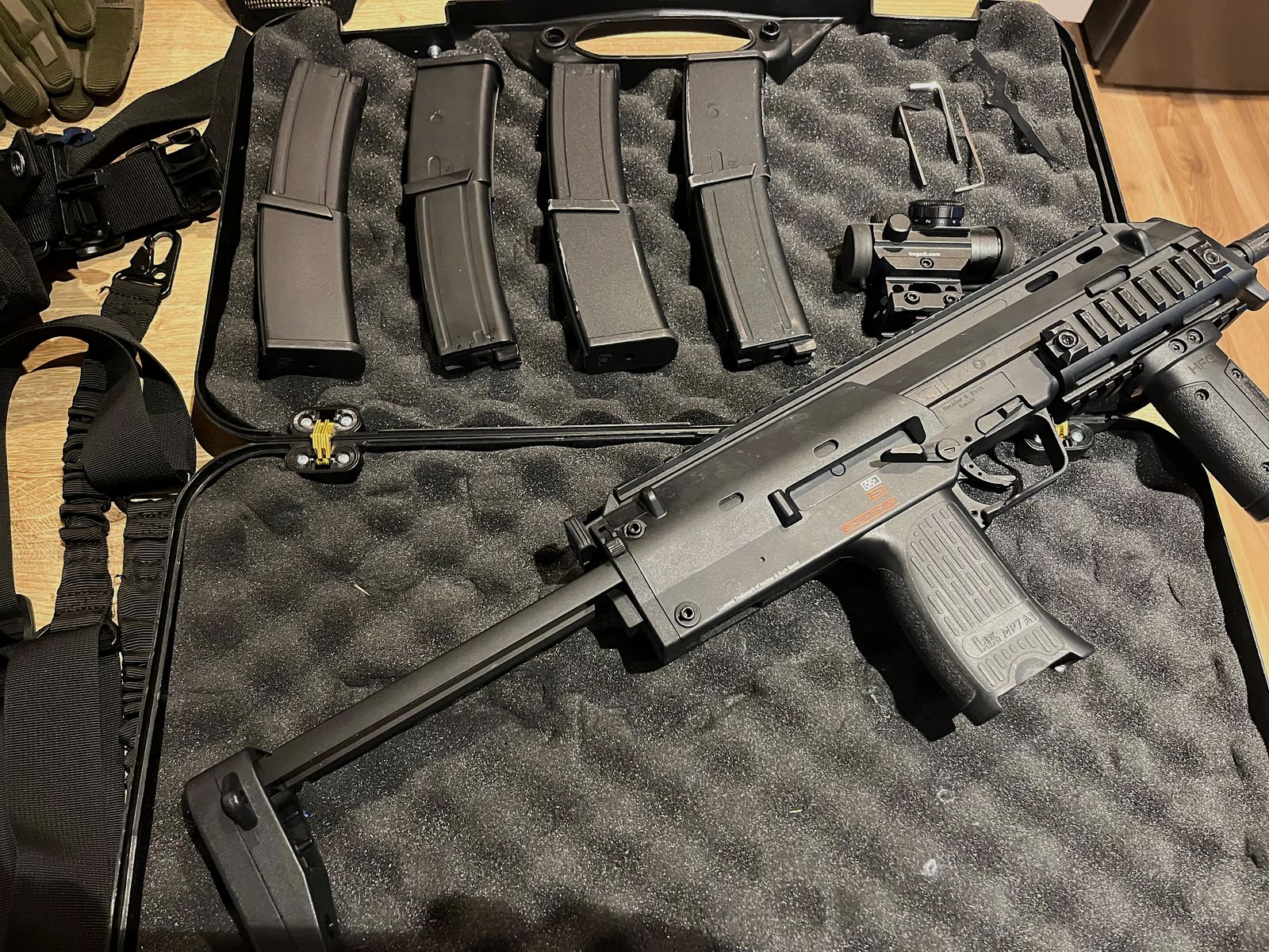 VFC MP7A1 GBBR con vari accessori