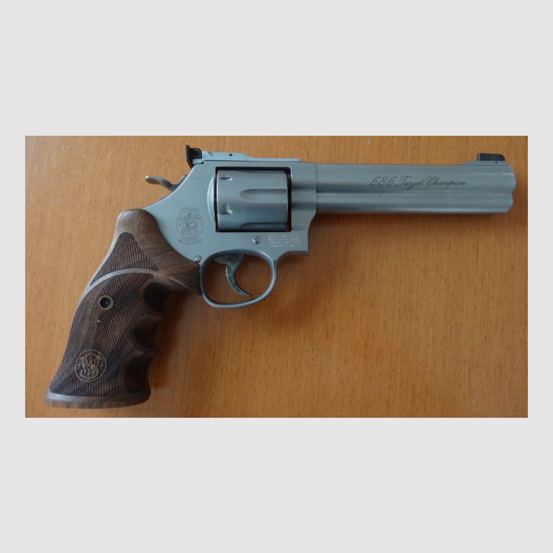 Smith & Wesson 686 Target Champion