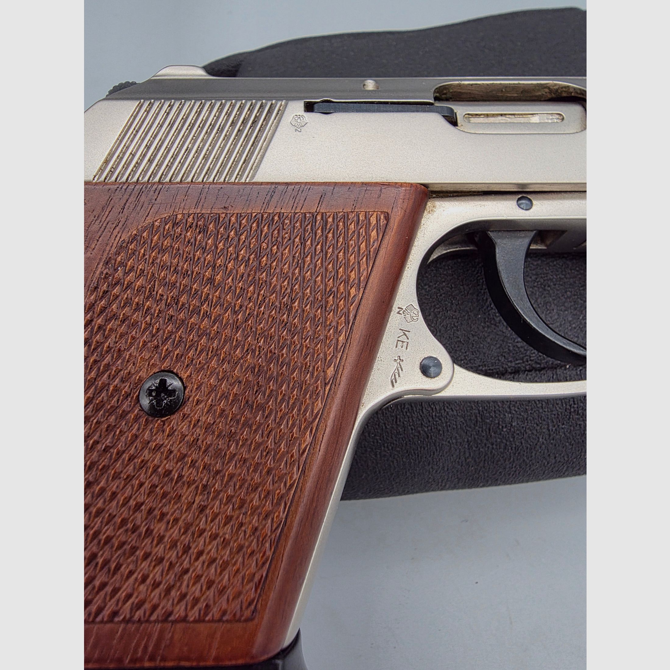 Röhm RG9 PPK Klone PTB 413 Nickel de l'année 1994 Calibre 8mm K Schreckschuss SRS RG 9