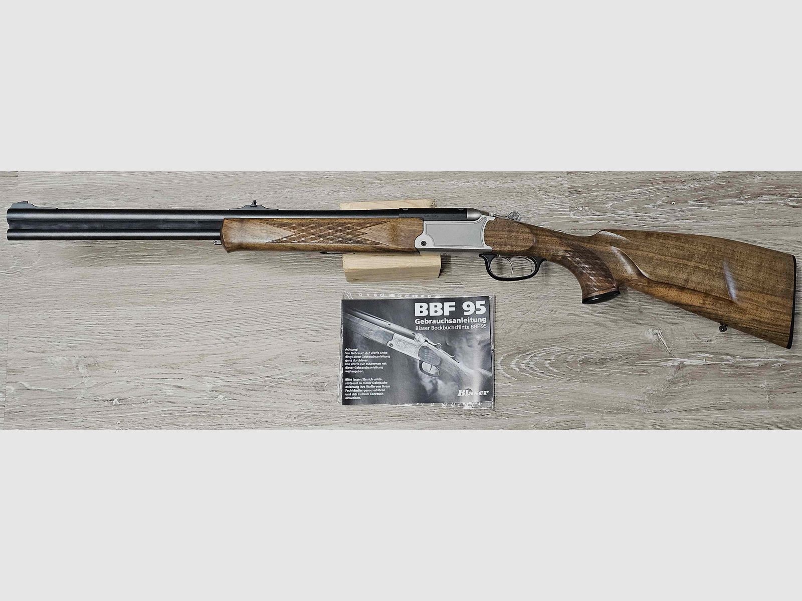 Bockbüchsflinte Blaser BBF 95 Standard, kal. .308 Win. i 12/76, w tym Frankonia 2,5-10x48 (Abs. 1) na montażu Blaser Sattelmontage (30 mm pierścienie) i walizkę