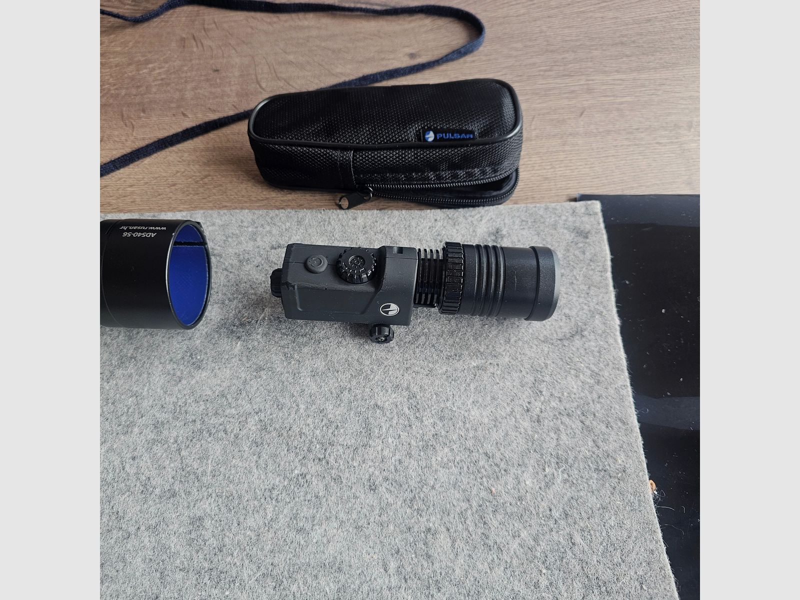 Jahnke DJ-8 NSV Kompakt1x56 mit Premium Photonis Onyx Bildröhre in der höchsten Leistungsklasse III. Weißes Bild der Premiumklasse. Erste Sortierung