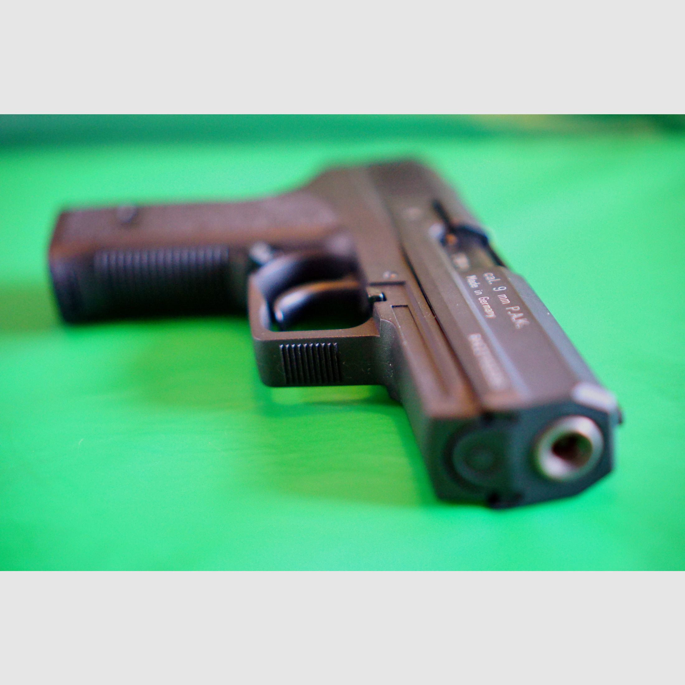 Röhm RG 96 Schreckschuss Pistole brüniert (PTB 699) neuwertig!
