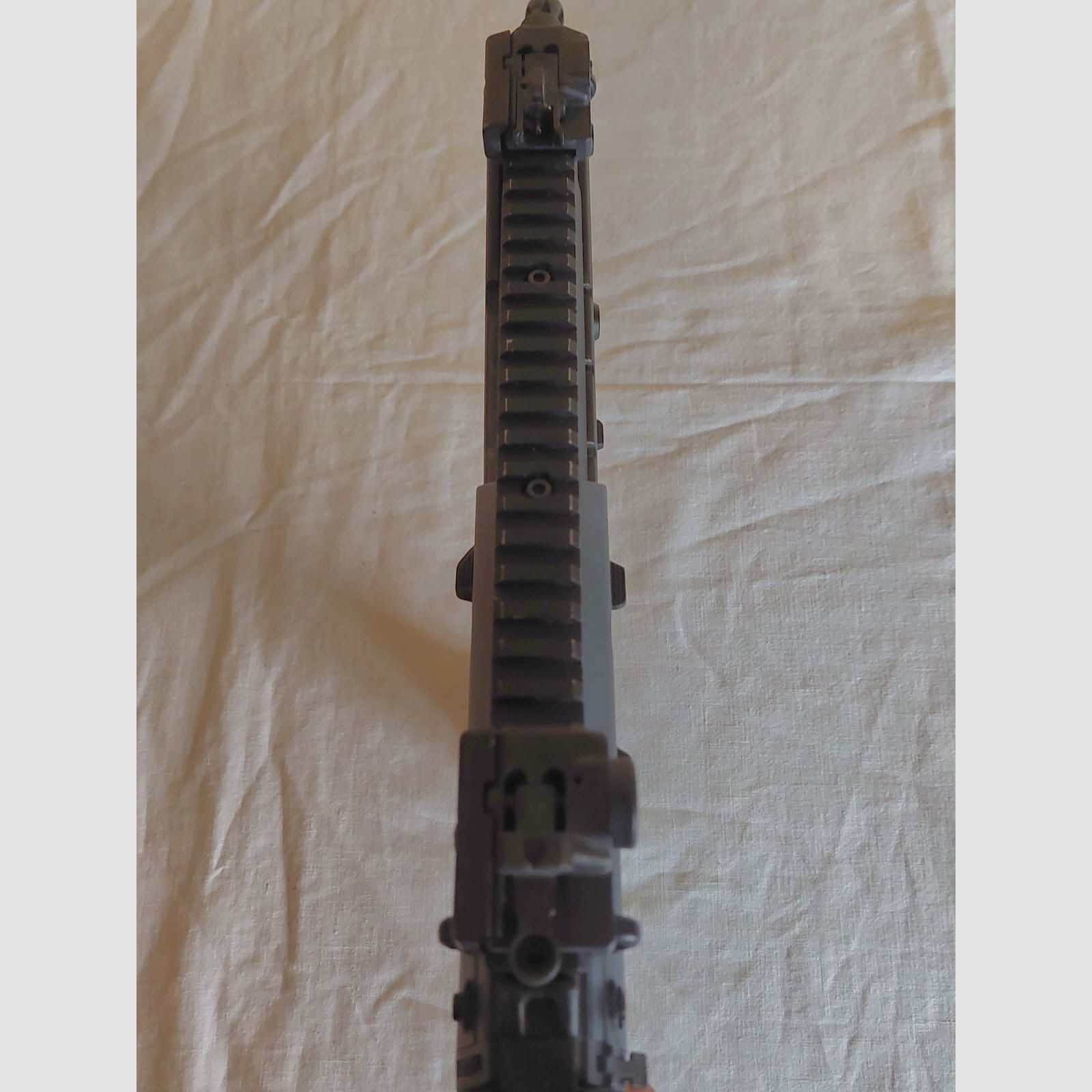 HK Mp7A1 6mm GBB + Tasmanian Tiger Tasche 