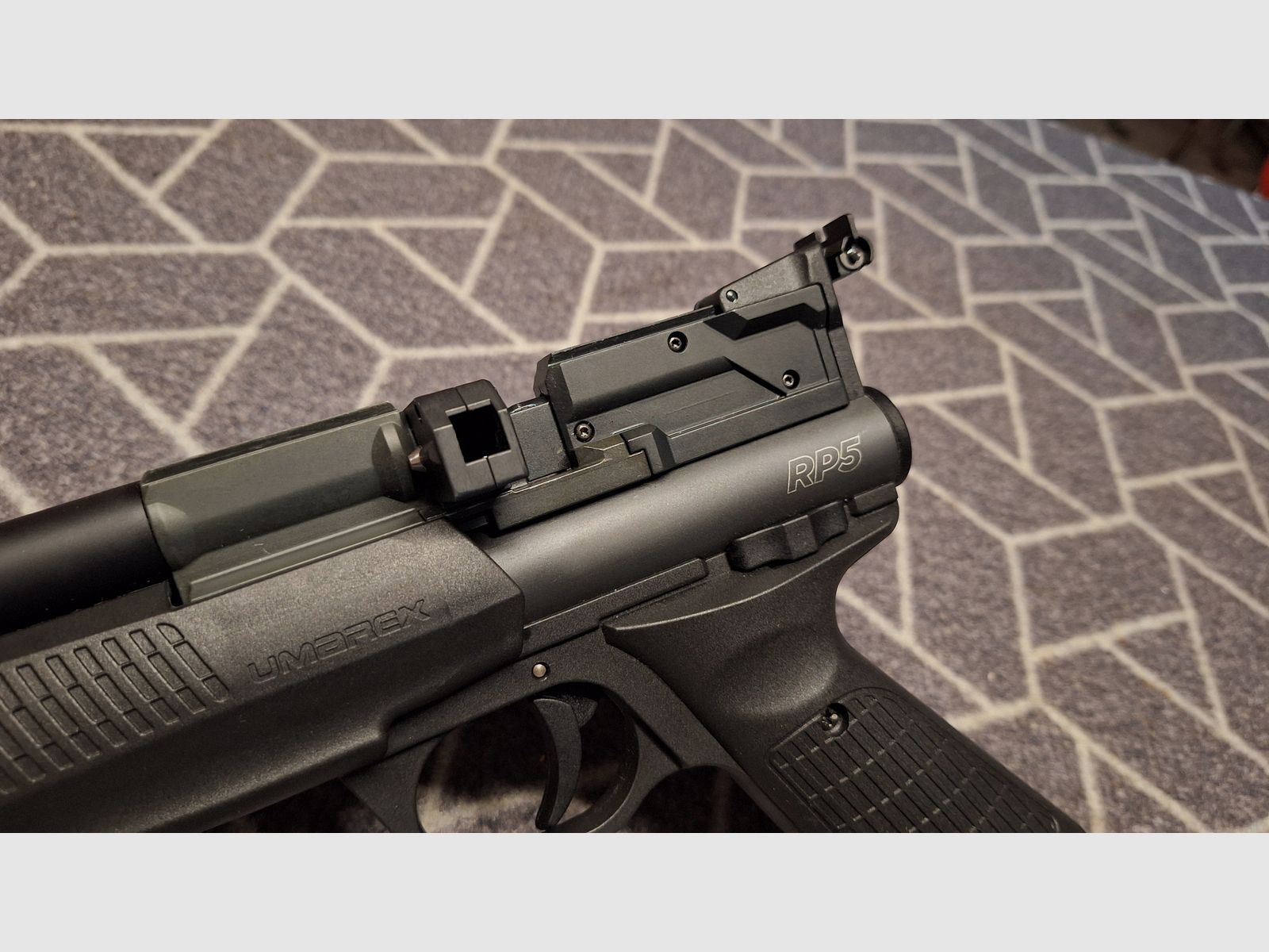 Umarex RP5 4,5 mm CO2 Pump Action mit 2x 5 Schuss Magazinen - Rarität!