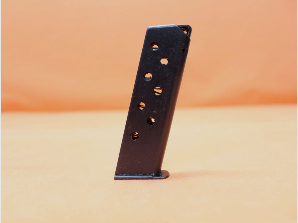 DDR SURPLUS Walther PP: Magazin DDR (ohne Markierung) 8-Schuss brüniert ohne Magazinschuh 7,65mmBrowning