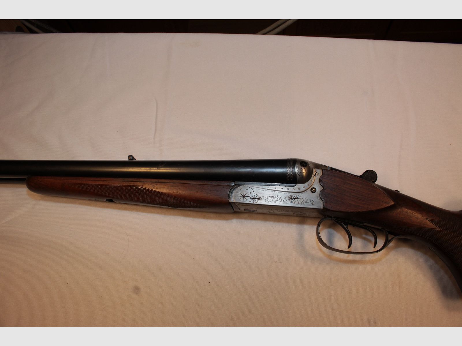 Linkerschaft jachtgeweer in 12/70 en 8x57IRS met geweerschotel.