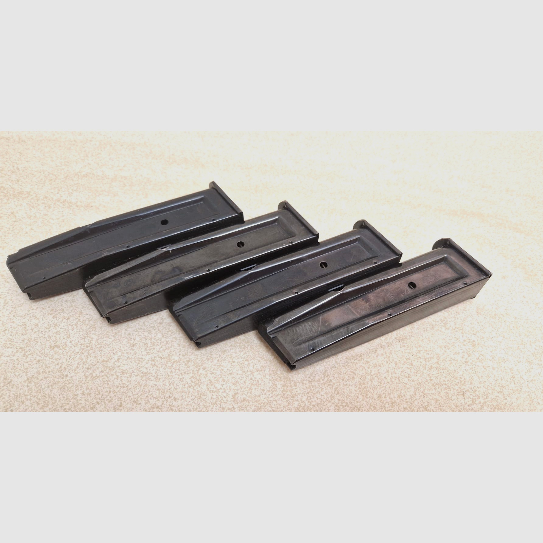 ••• Metall - Magazin für Browning GPDA 8 •••