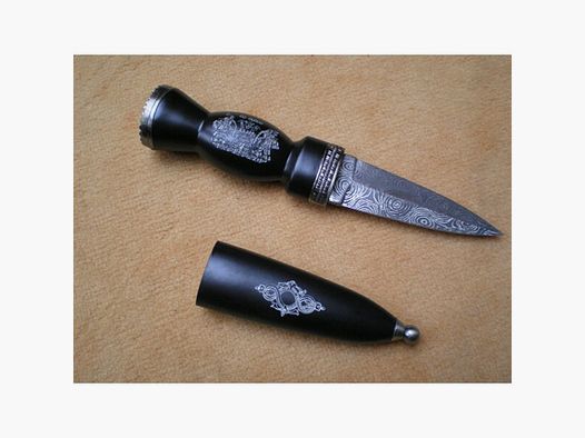 Sgian Dubh, schottischer Strumpfdolch