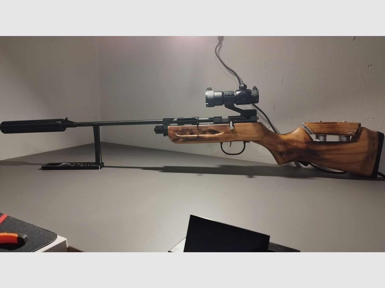 Diana Chaser Gewehr mit Holzschaft CO2 Diabolo 4,5mm Luftgewehr
