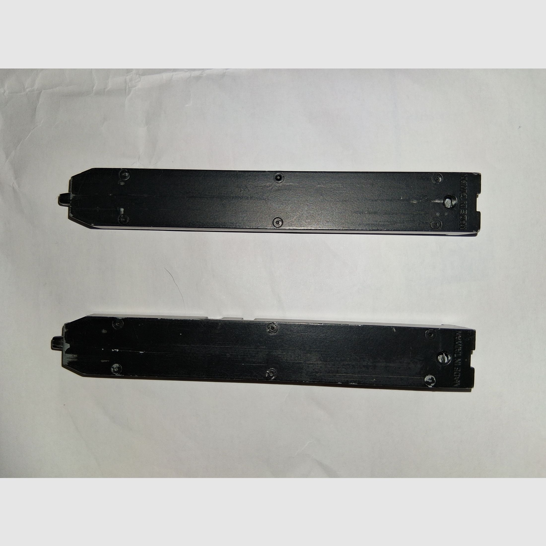 2 Magazine für CO2 Pistole Kal. 4,5 mm BB (??? Beretta Elite II, Swiss Arms P84, Smith & Wesson M&P 40, Umarex MCP / UX TDP / XBG, Borner M84 / 3000 / Sport 306 ???)