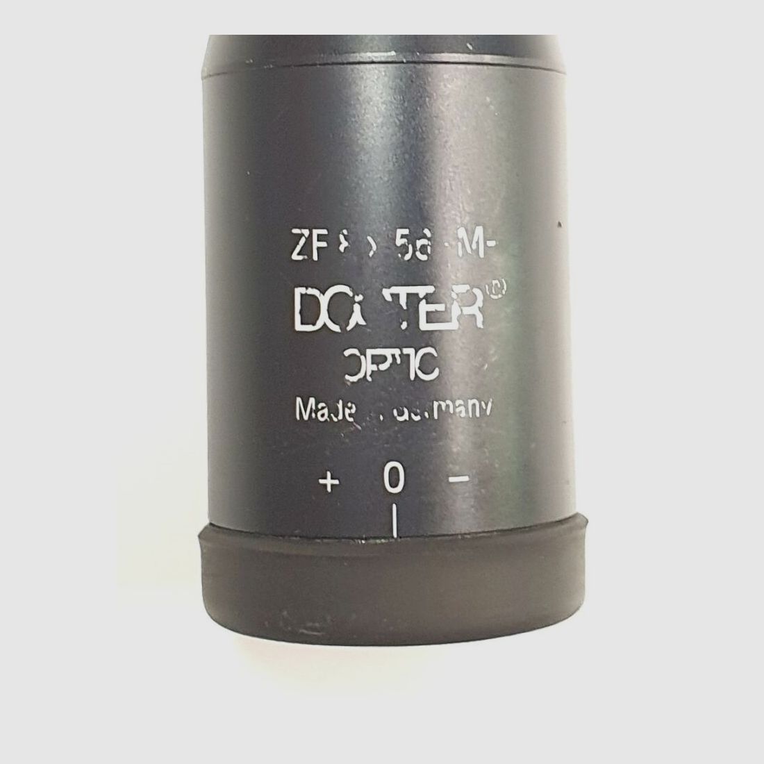 Docter Optic 8x56 riflescope, 8 times magnification and 56mm objective diameter with red dot