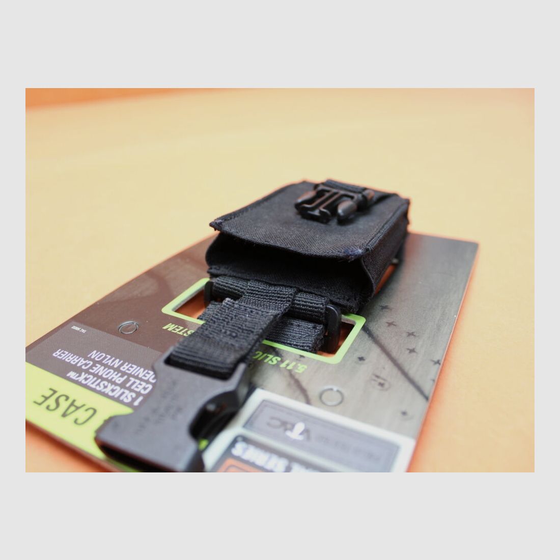 5.11 5.11 C4 Case (56029) 019 Black Bag Medium Phone/PDA, or for example also for cigarette boxes?