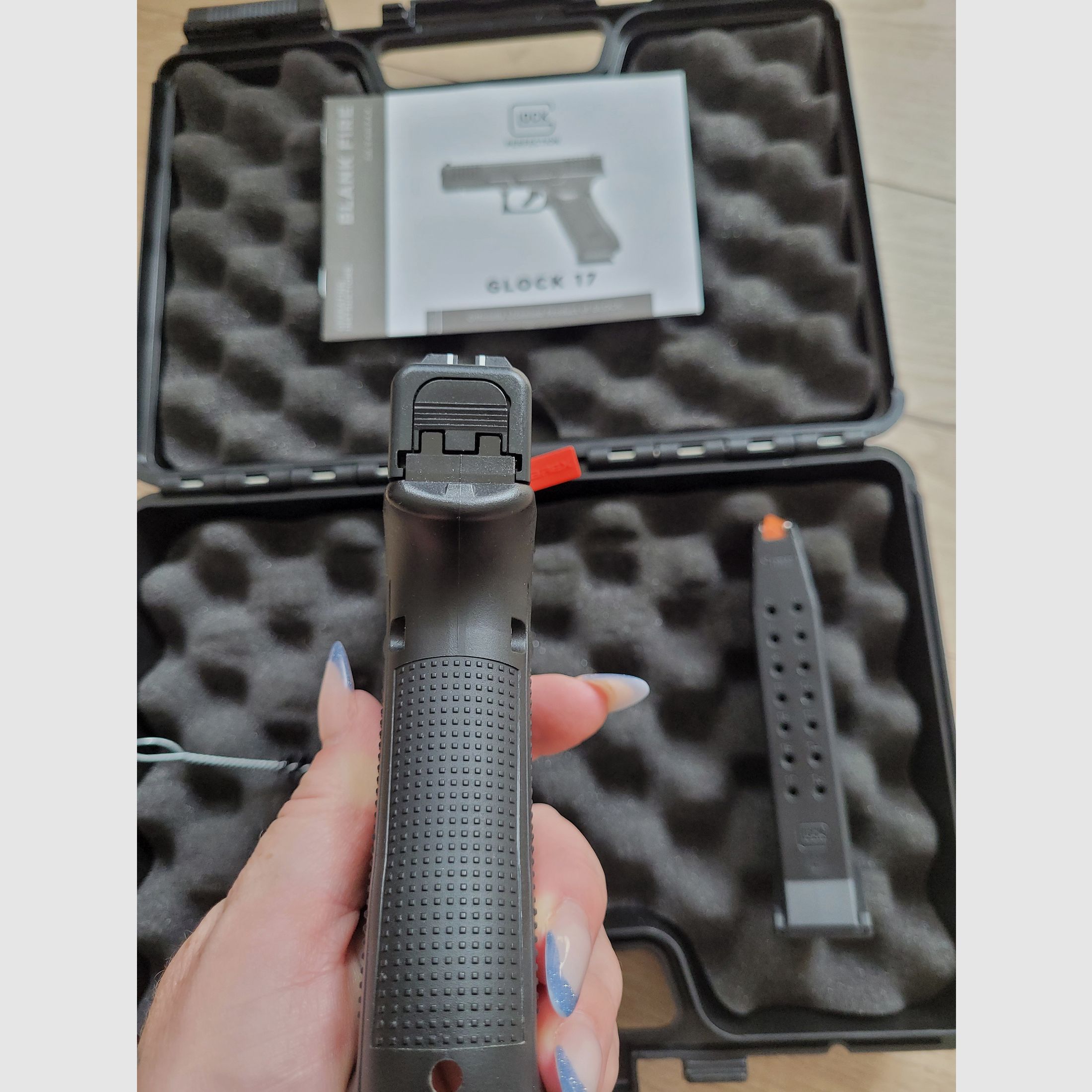 Glock 17 Gen5 Schreckschuss Pistole 9mm P.A.K.schwarz