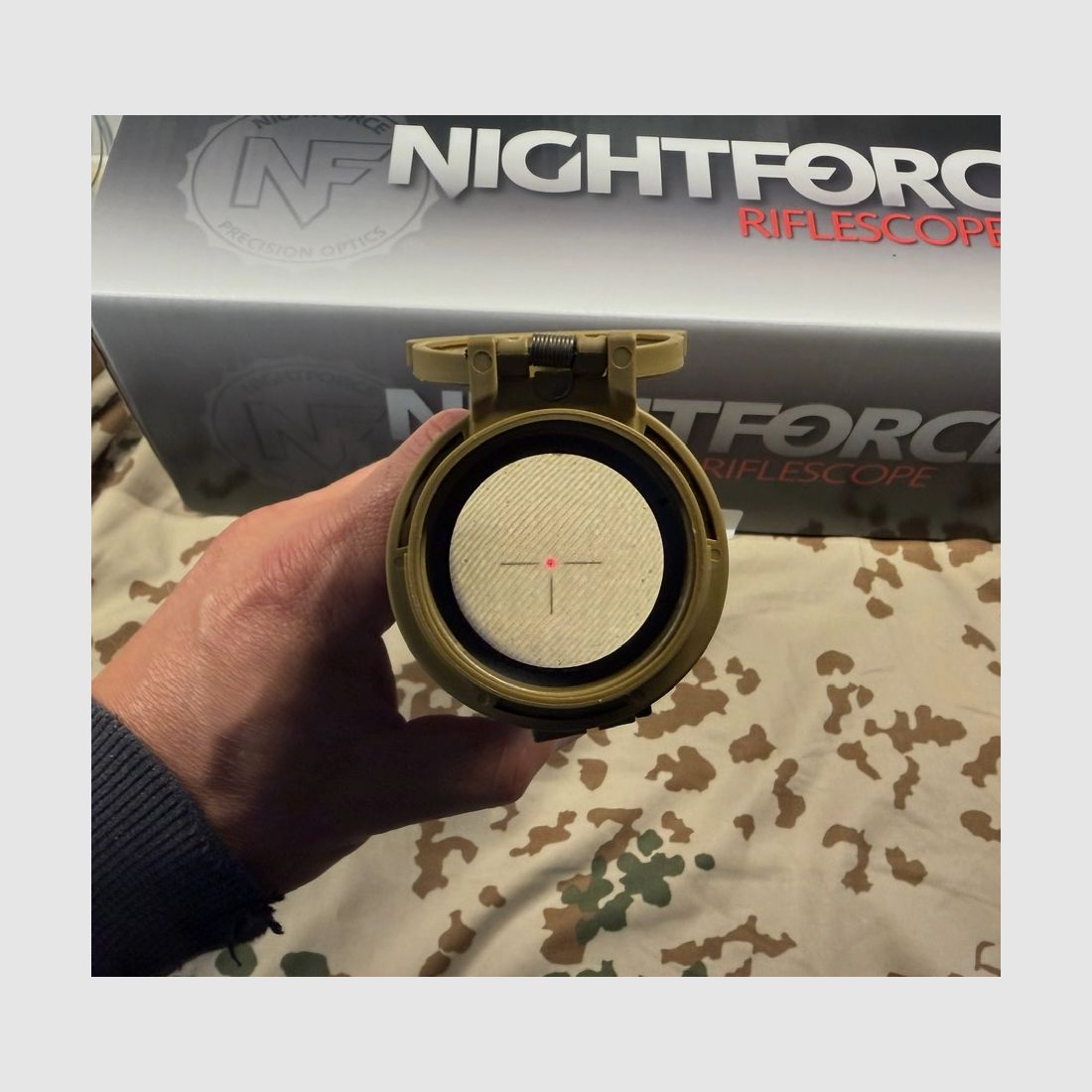 Nightforce ATACR 1-8x24 F1 FDE incluso montaggio anello Nightforce – Ottime condizioni