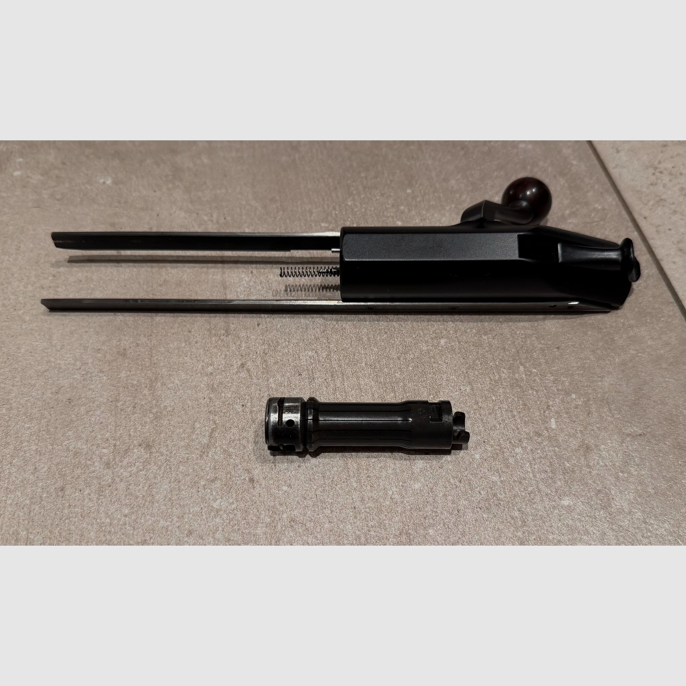 Blaser R93 bolt carrier with bolt head ST Standard