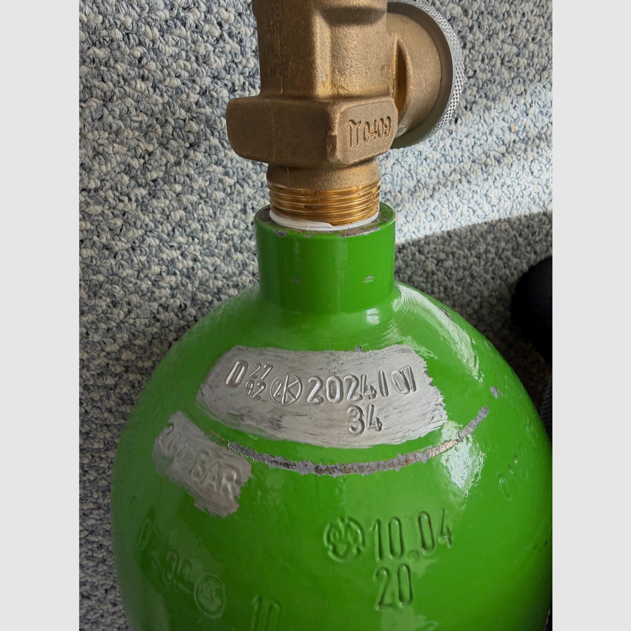 Compressed air bottle 10 liters 200 bar