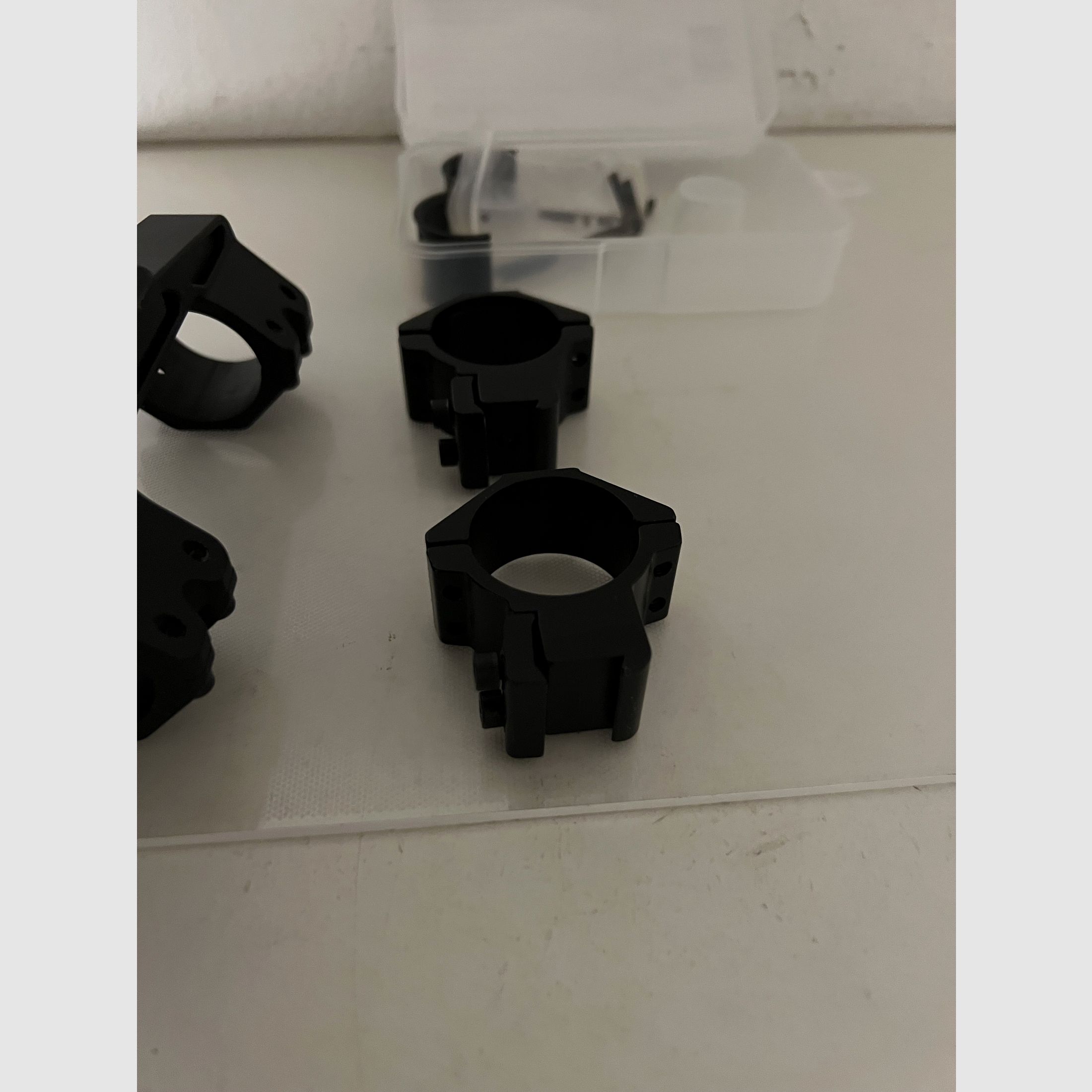 Staffelsee - 1-8x24 LD V2 Zieloptik/Zielfernrohr mit Leuchtfaser-Absehen 4 - mit vollvergütetem LD-Glas für Drückjagd/Bewegungsjagd - robust, stickstoffgefüllt & schussfest