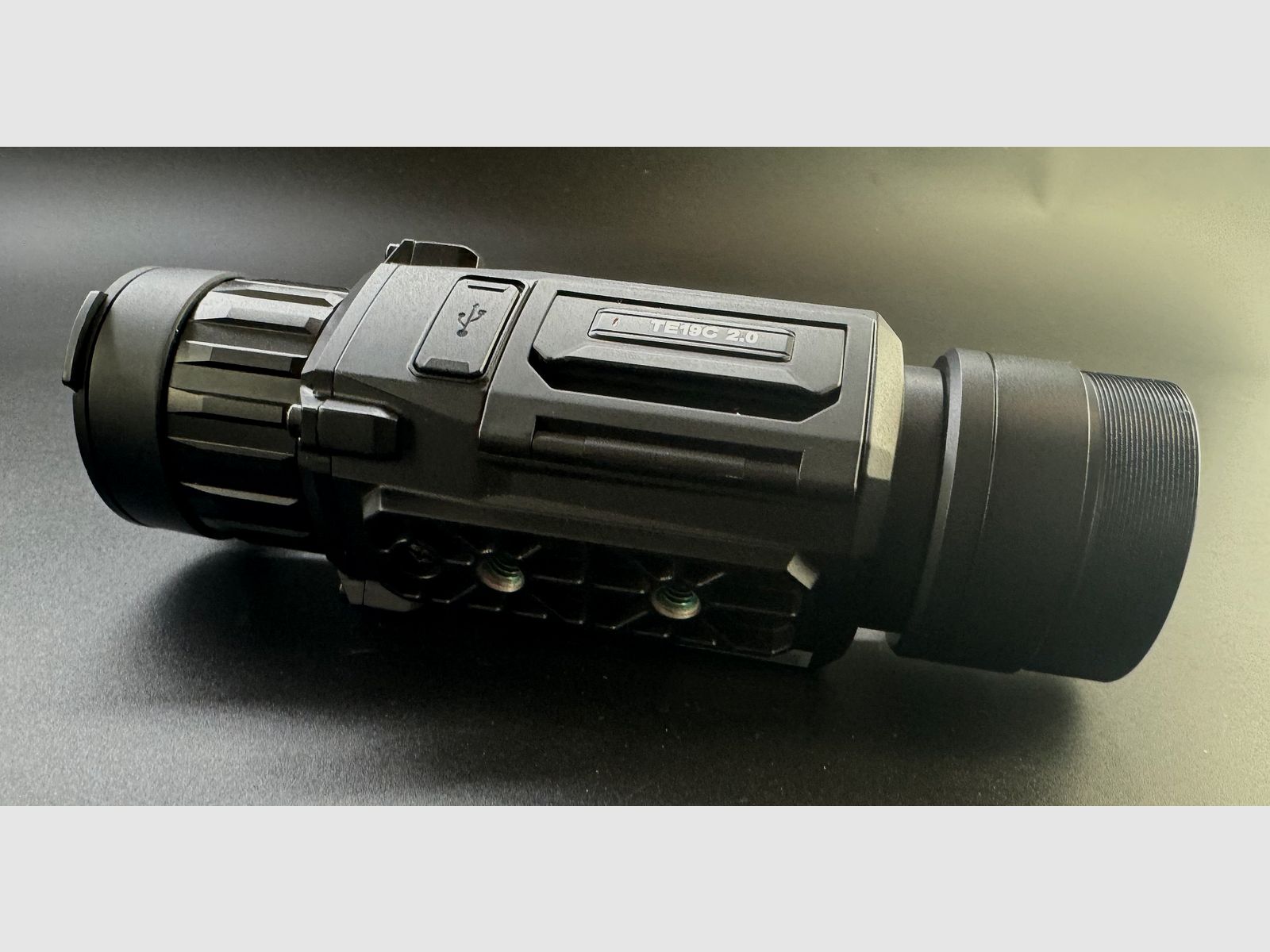 Aussteller Hikmicro 50-2-083 Clip-On Thunder TE19C 2.0 Wärmebildvorsatzgerät 256x192 Pixel 12µm