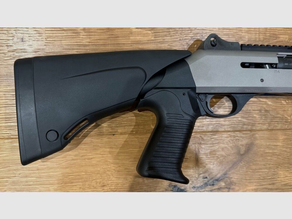 Benelli Defense M4 A1 TS Sondermodell Titanium