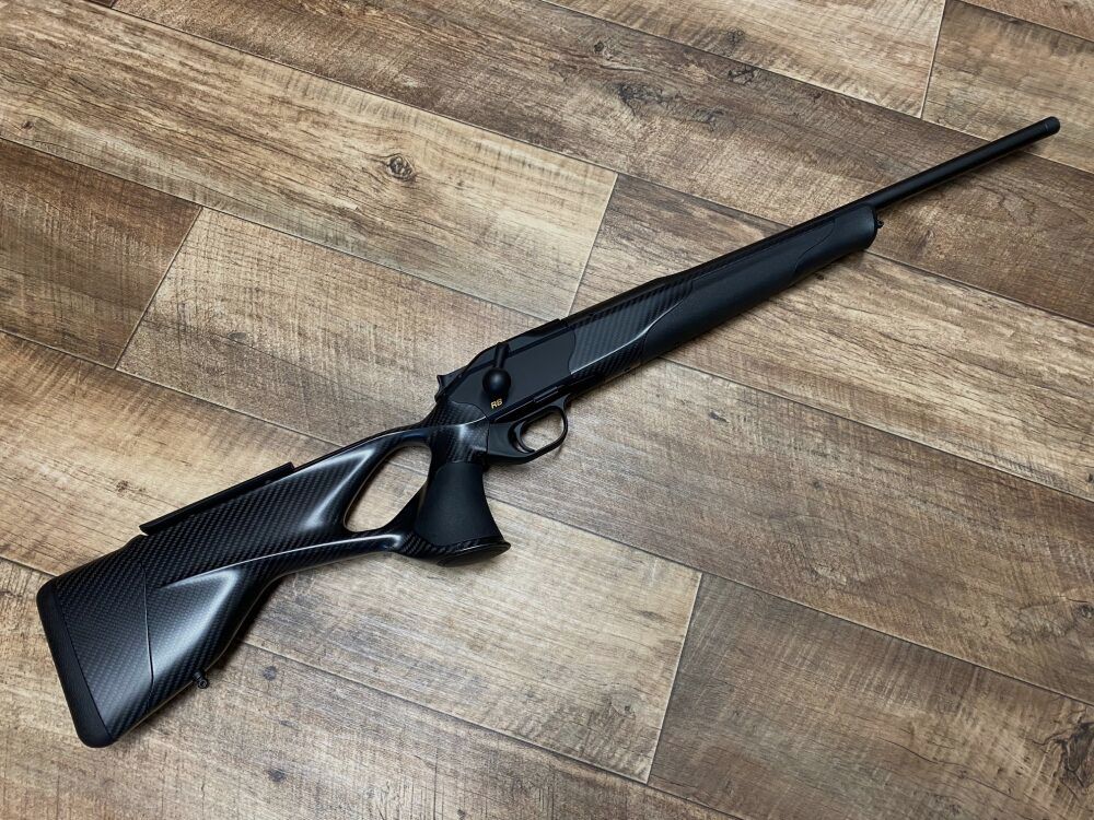 Blaser R8 Ultimate Carbon mit verstellbaren Schaftrücken .30-06