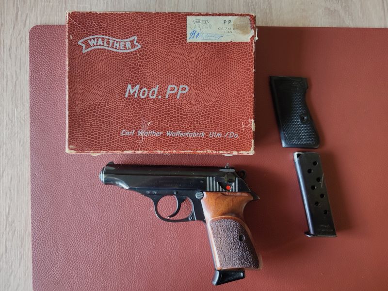 Walther PP Cal. 7,65 - Nill Griffschalen