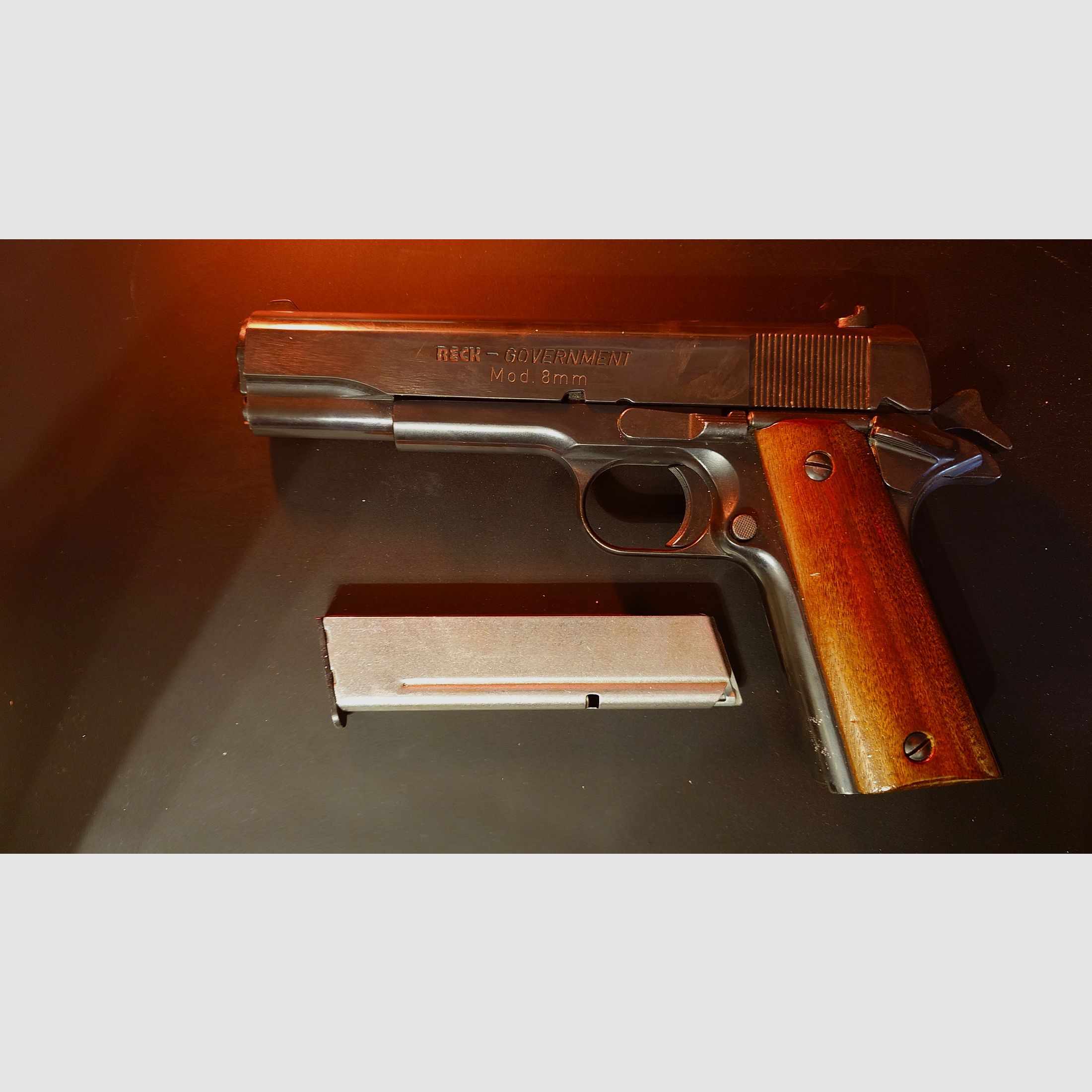 Reck Regierung Mod 8mm