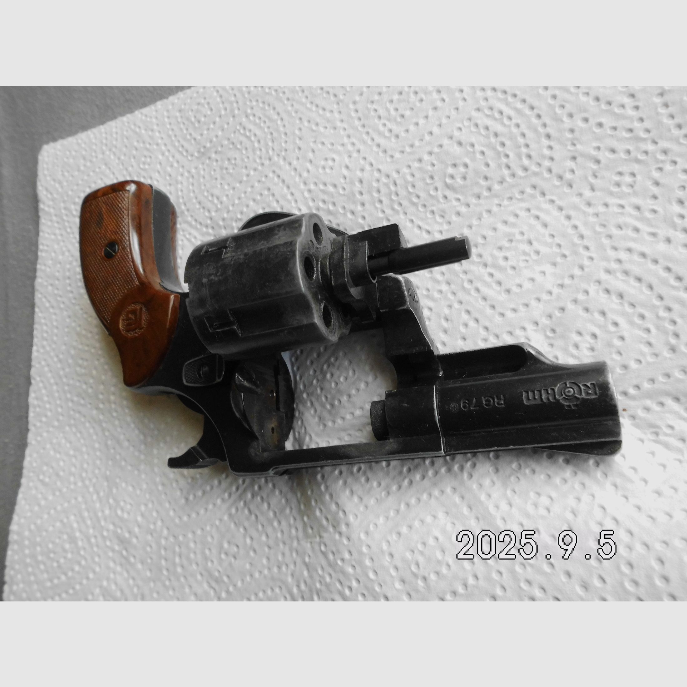 Blank firing revolver Röhm 78.