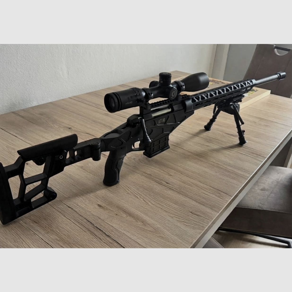 Mercury sport karabin powtarzalny ST18 Key-Mod (Hawke Sidewinder 30 SF 4,5-14x44), zdjęcie 2 z 3