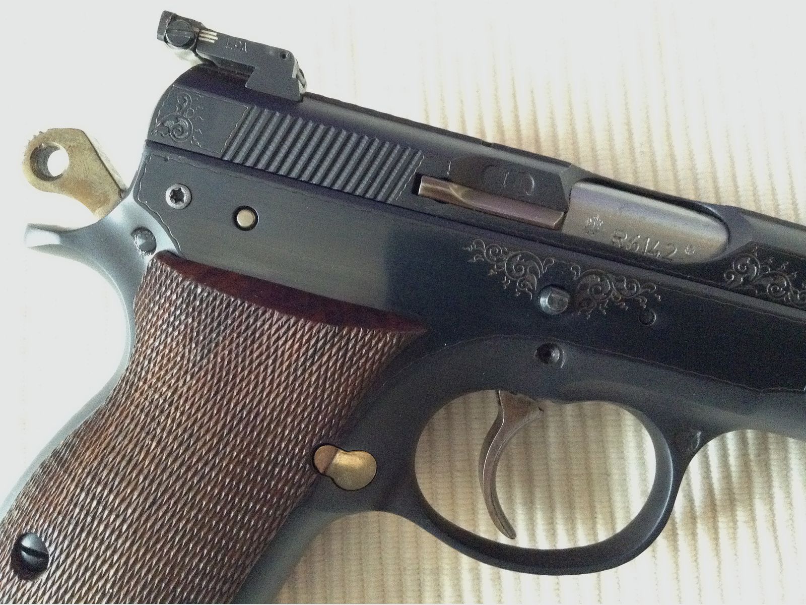 Ha. Pistole Brünner CZ-75 Luxus, Kal. 9mmLuger, aus Sammlung