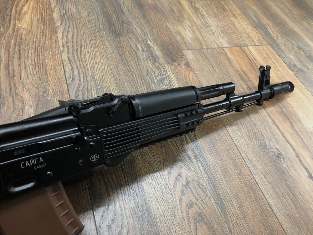Izhmash Saiga MK 105 - półautomatyczna karabina 5,45x39 cywilna AK74M - długość lufy 415 mm - składany kolba - wersja cywilna - system AK74 AK47