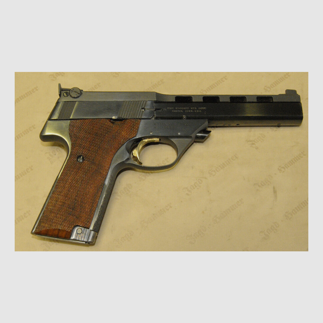High Standard Victor Mod. 107 Military