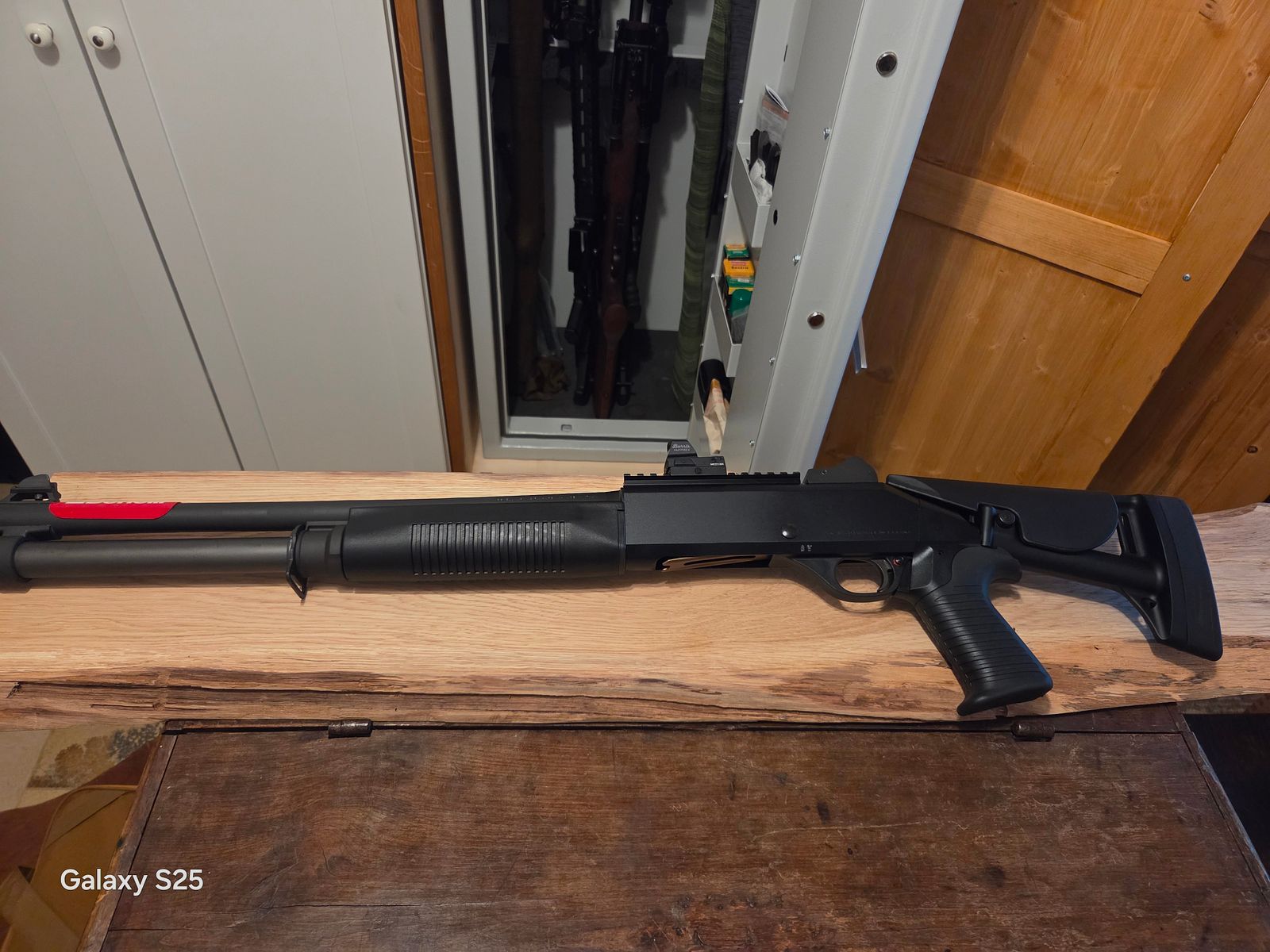 Vendo: Benelli M4 con culata retráctil! Como nuevo... o cambio/aceptación de pago...