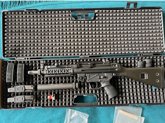 MKE T94 MP5/SP5 Büchse mit B&T QD Schalldämpfer und Zubehör 