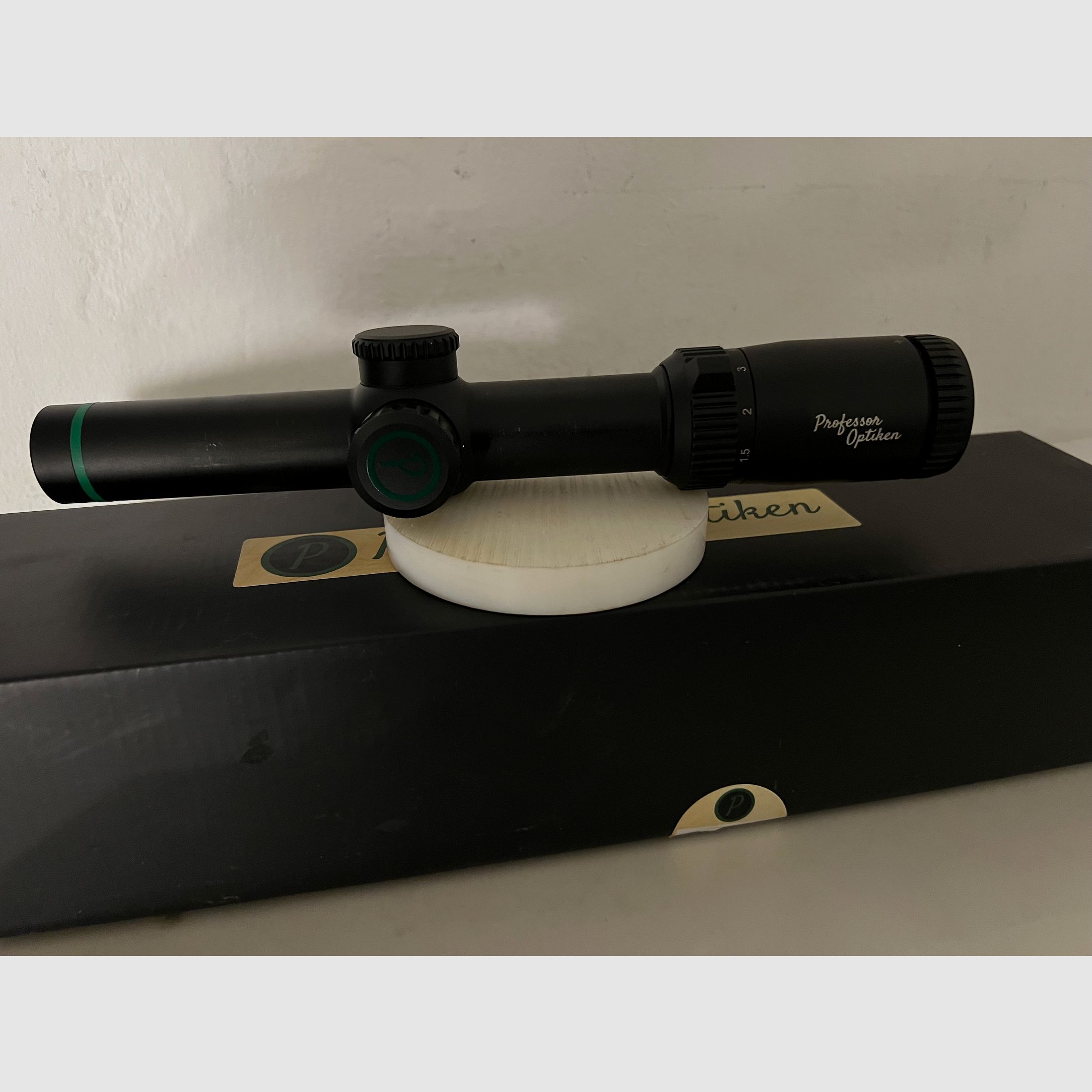 Staffelsee - 1-8x24 LD V2 Zieloptik/Zielfernrohr mit Leuchtfaser-Absehen 4 - mit vollvergütetem LD-Glas für Drückjagd/Bewegungsjagd - robust, stickstoffgefüllt & schussfest