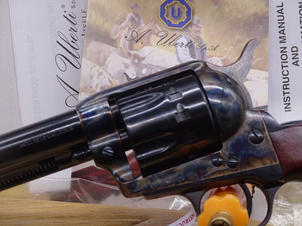 Uberti 1873 Cattleman 5 1/2 " Kaliber .22lr 12 Schusstrommel 1873 Cattleman, Bild 2 von 4