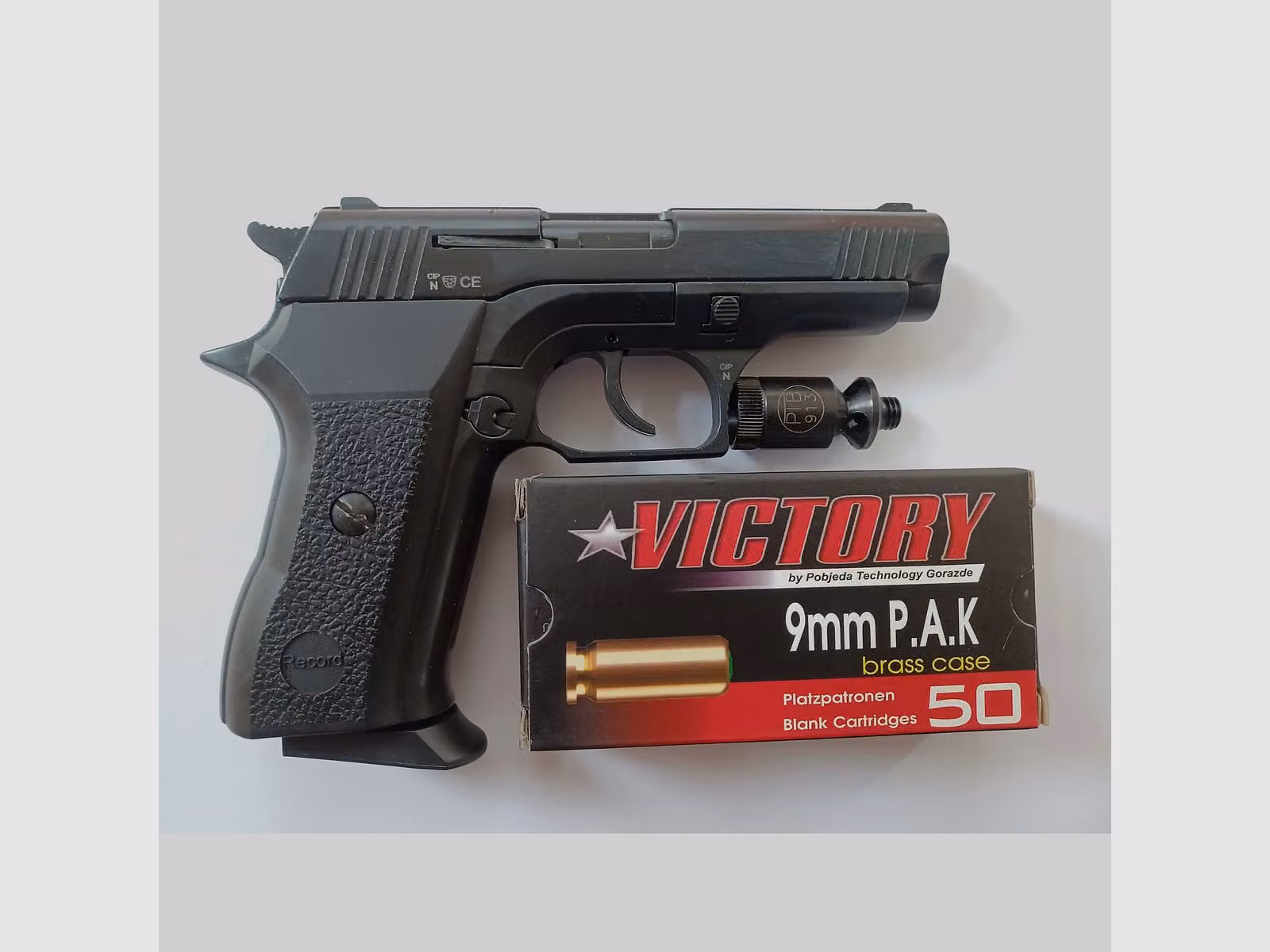 Record 2015 cal. 9mm P.A.K., image 2 sur 2