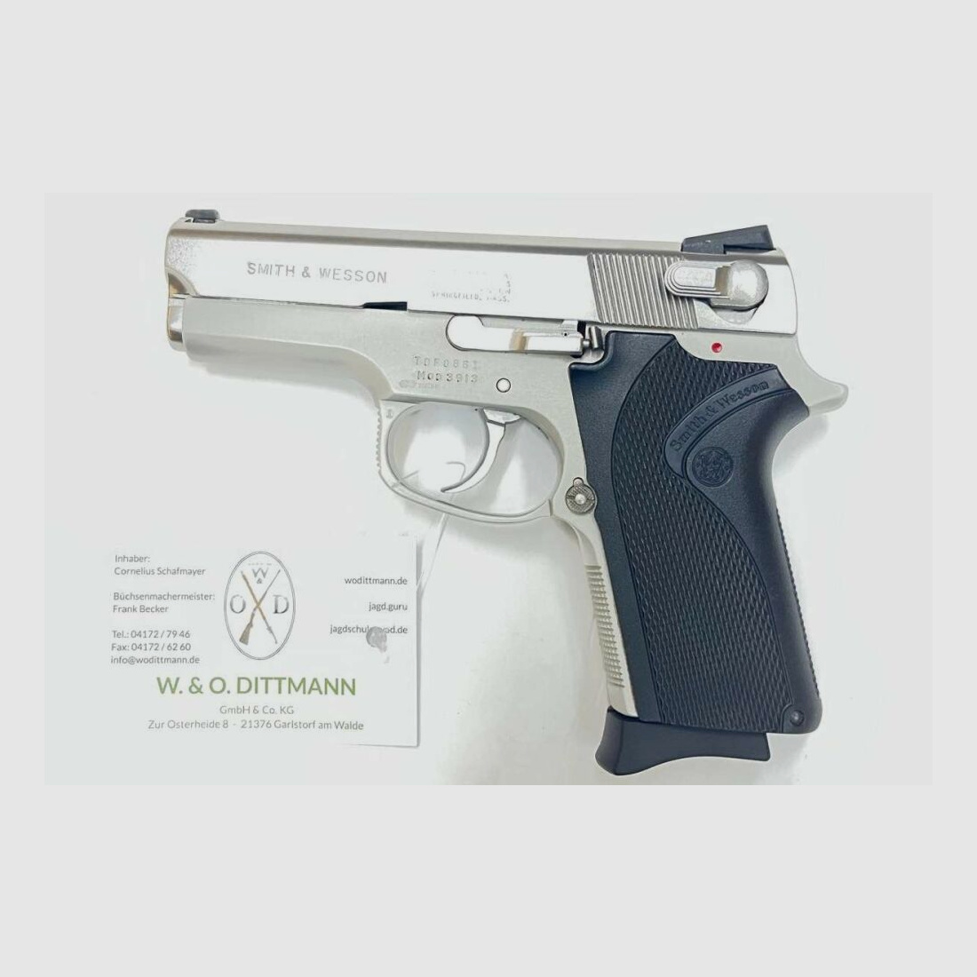 Smith & Wesson - 9mm Luger