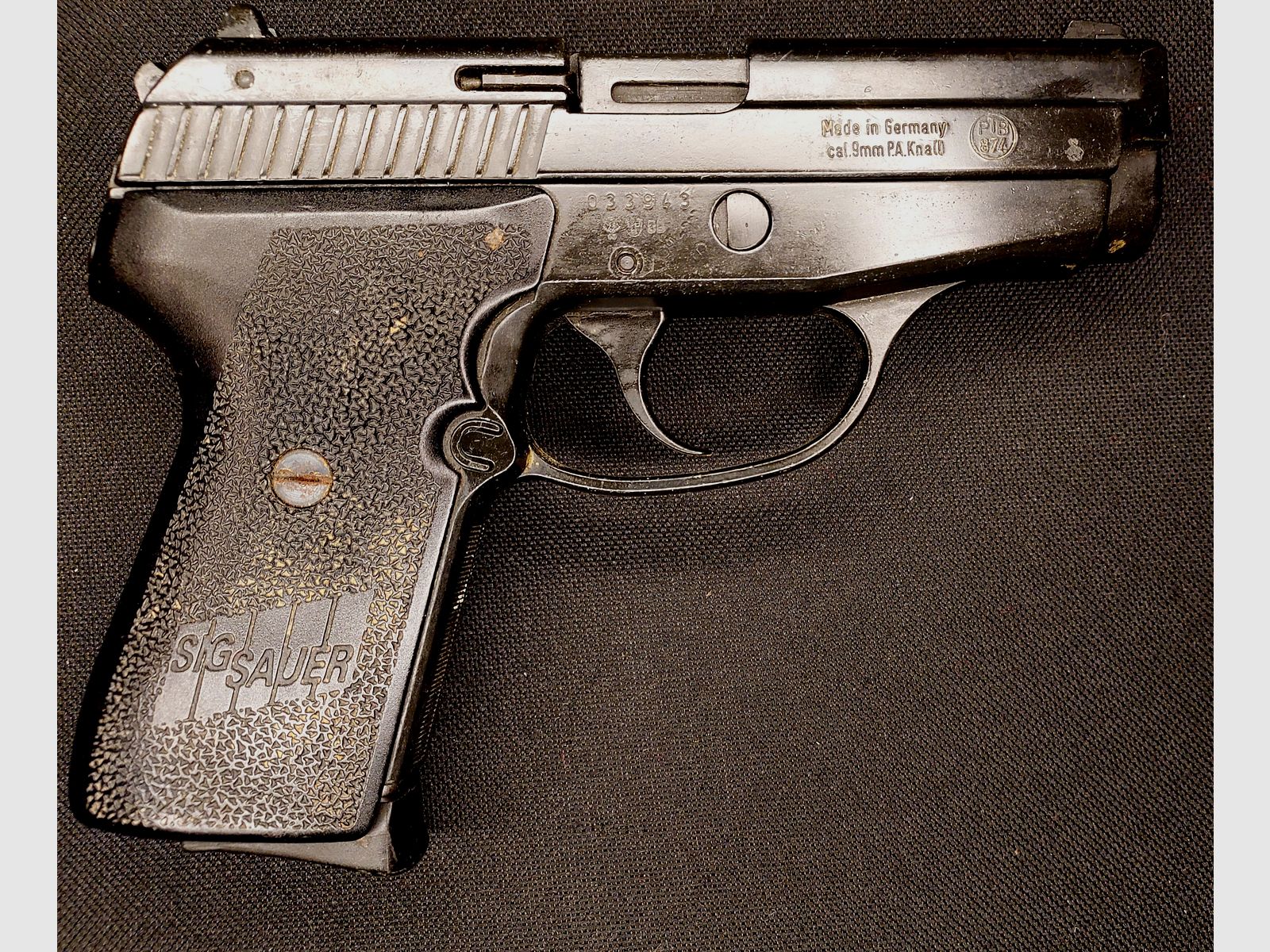 Sig Sauer P239 pistolet d'alarme au calibre 9 mm P.A.K. (PTB 696)