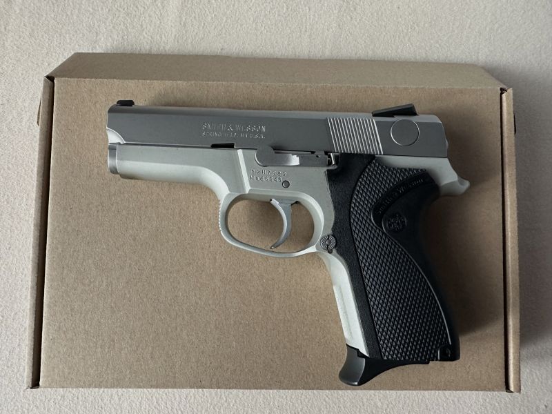 Sehr seltene Smith&Wesson 6946 im Kaliber 9mm Luger