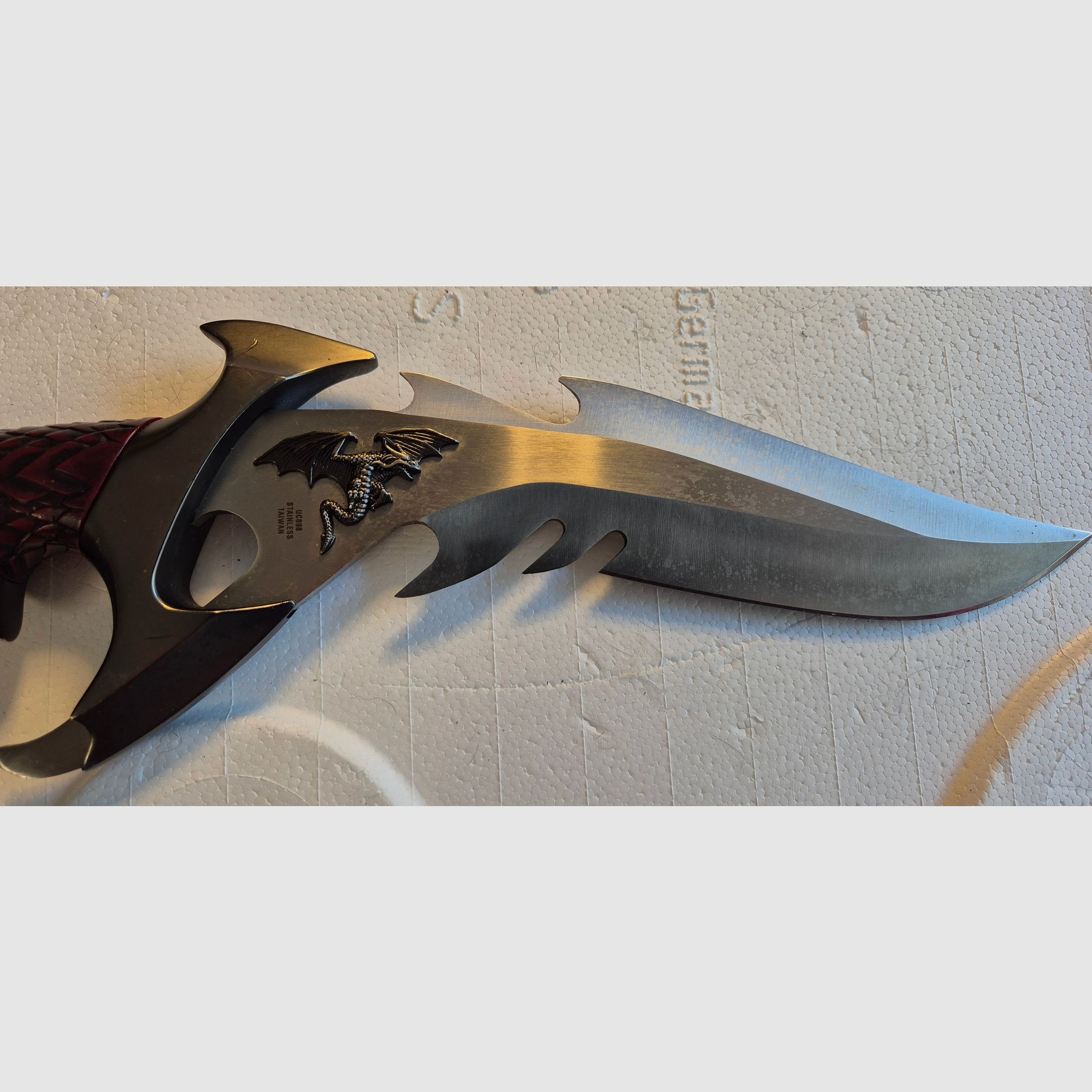 Gil Hibben Dragon Lord 1996 Edition UC898-E CUSTOM DESIGN SERIES