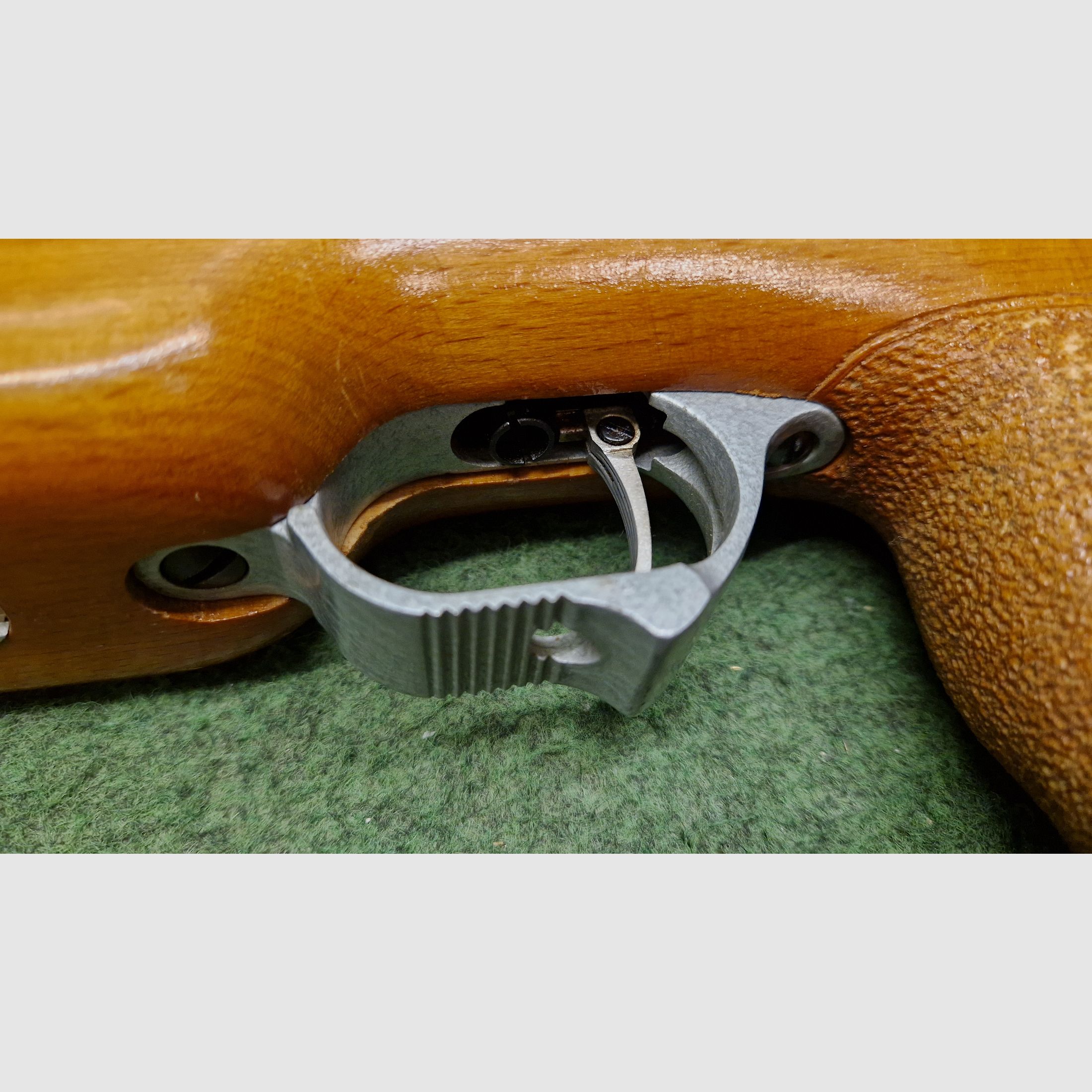 Suhl M150 - KK de un solo tiro