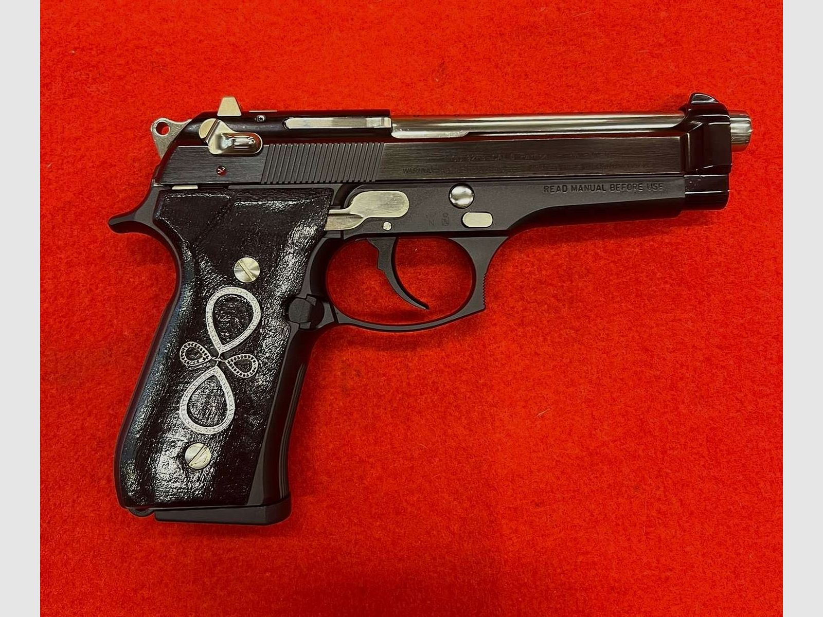 Beretta Pistole 92FS Deluxe Platinum Diamond Kal.9X19, Bild 3 von 8