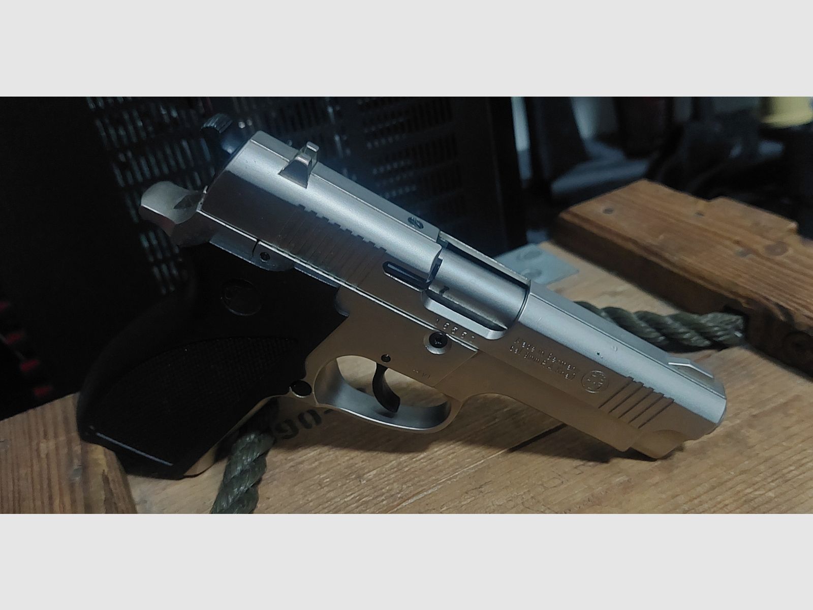 IWG Defender 9 mm P.A.K (PTB 727)