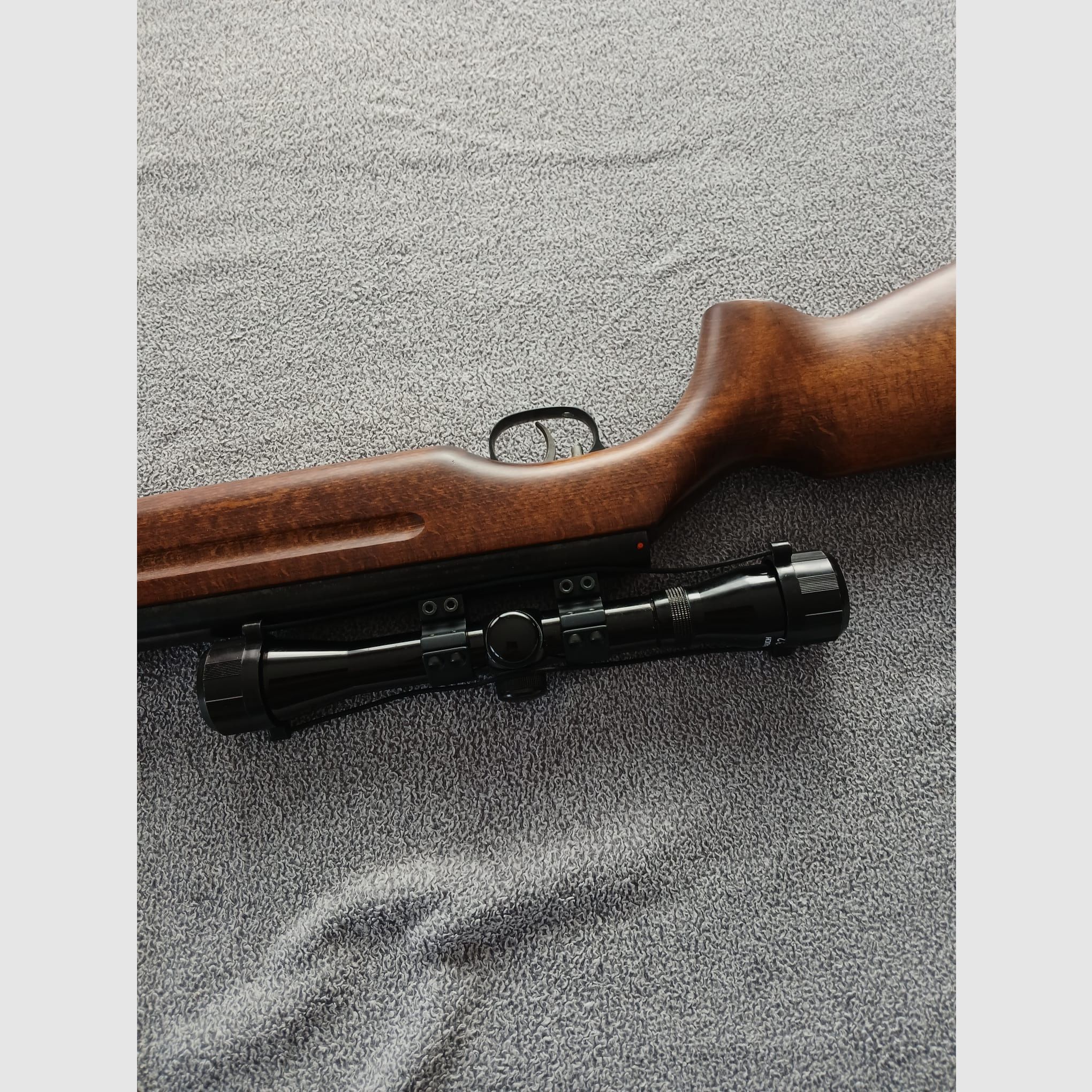 Weihrauch HW 35 mit Zielfernrohr 4x32