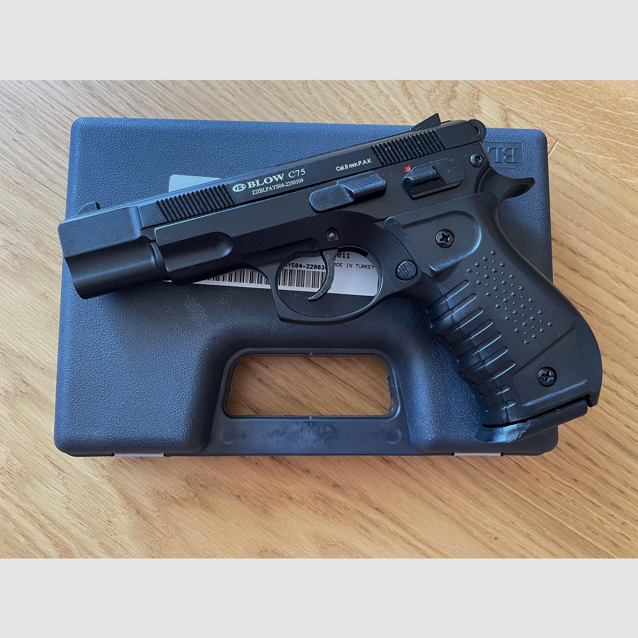BLOW C75 9 mm P.A.K. – Schreckschusspistole im CZ-75-Stil / EU-weiter Versand